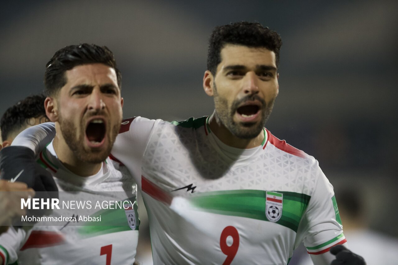 گروه بسیار سختی در جام جهانی داریم/ امتیاز ایران خط حمله‌اش است- تاج من